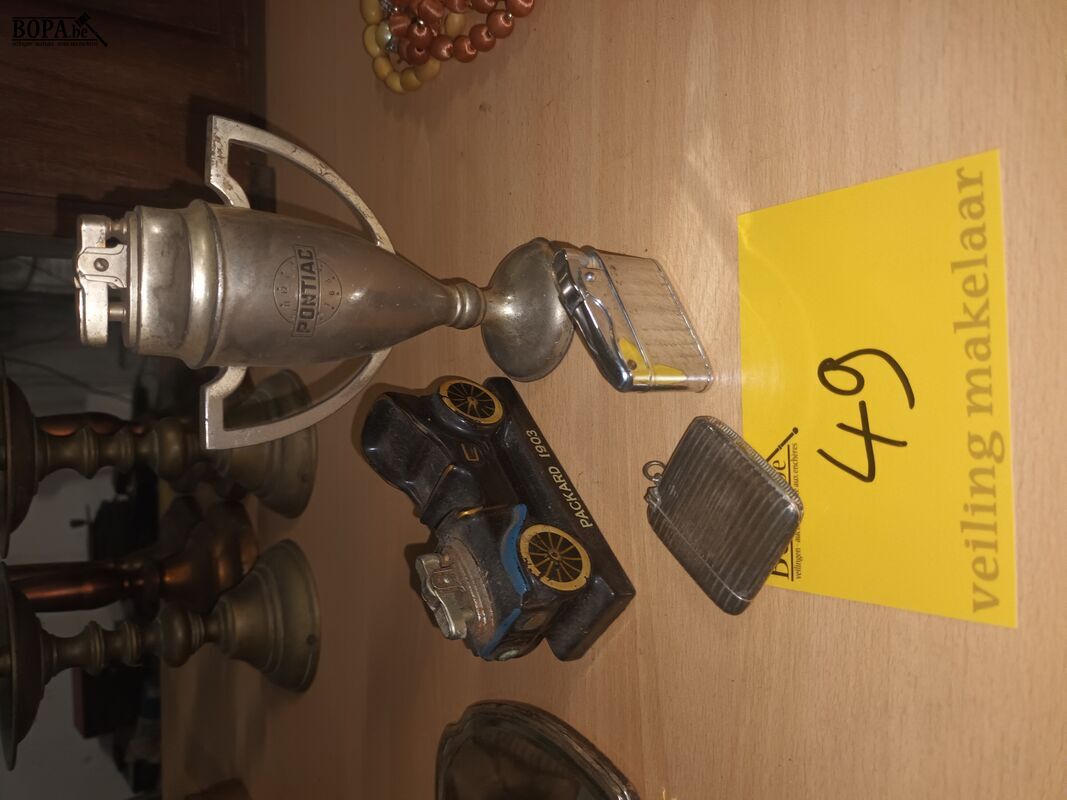 Oude aanstekers. 4 stuks – foto 2 – kavel bij BOPA Auctions, Ieper