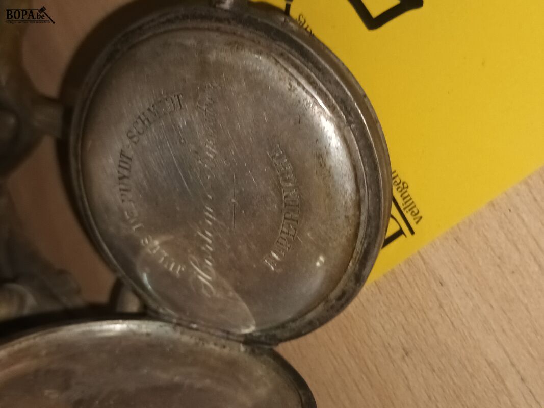 Zakhorlogehouder met horloge – foto 6 – kavel bij BOPA Auctions, Ieper