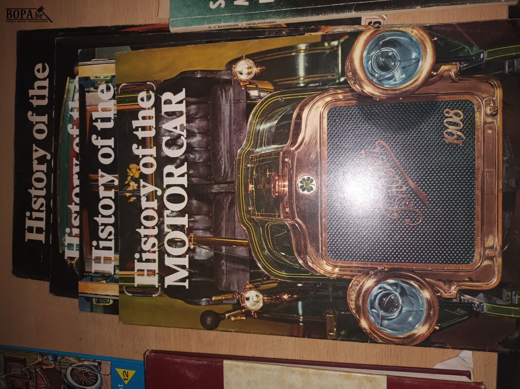 Magazines en boeken over auto’s. 10 stuks – foto 4 – kavel bij BOPA Auctions, Ieper