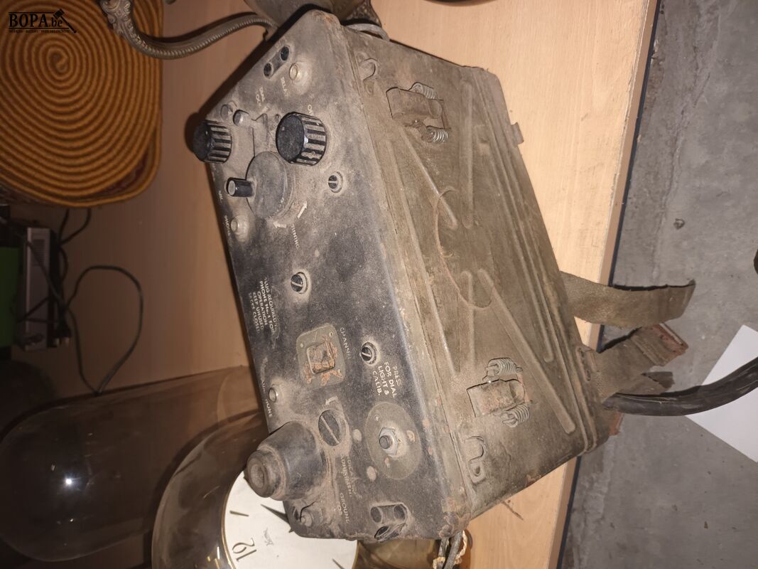 Militaire radio uit WOII – foto 4 – kavel bij BOPA Auctions, Ieper
