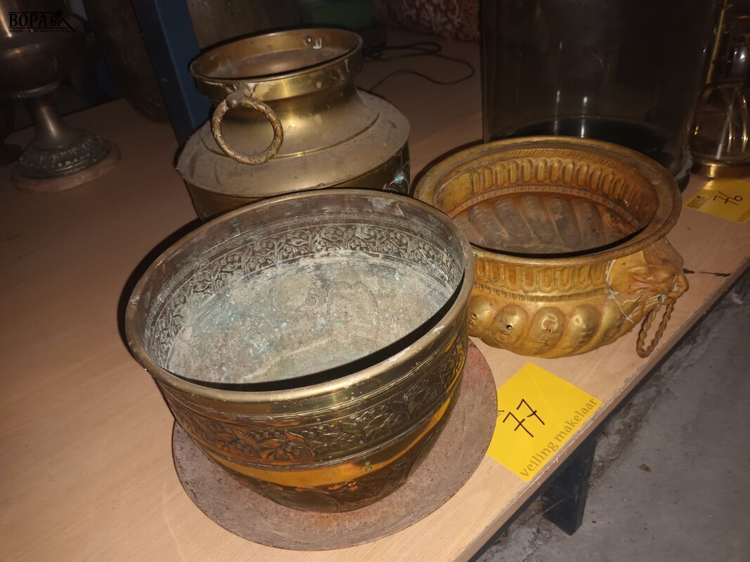 Koperen bloempotten. 3 stuks – foto 2 – kavel bij BOPA Auctions, Ieper