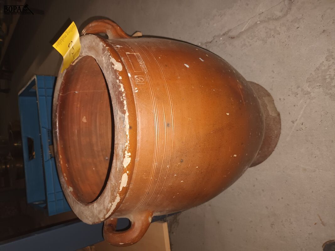 Antieke geglazuurde voorraadpot – foto 3 – kavel bij BOPA Auctions, Ieper
