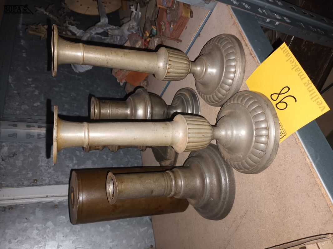 Tinnen kandelaars. 6 stuks – foto 2 – kavel bij BOPA Auctions, Ieper