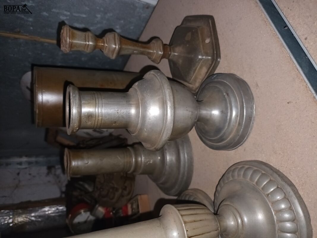 Tinnen kandelaars. 6 stuks – foto 3 – kavel bij BOPA Auctions, Ieper