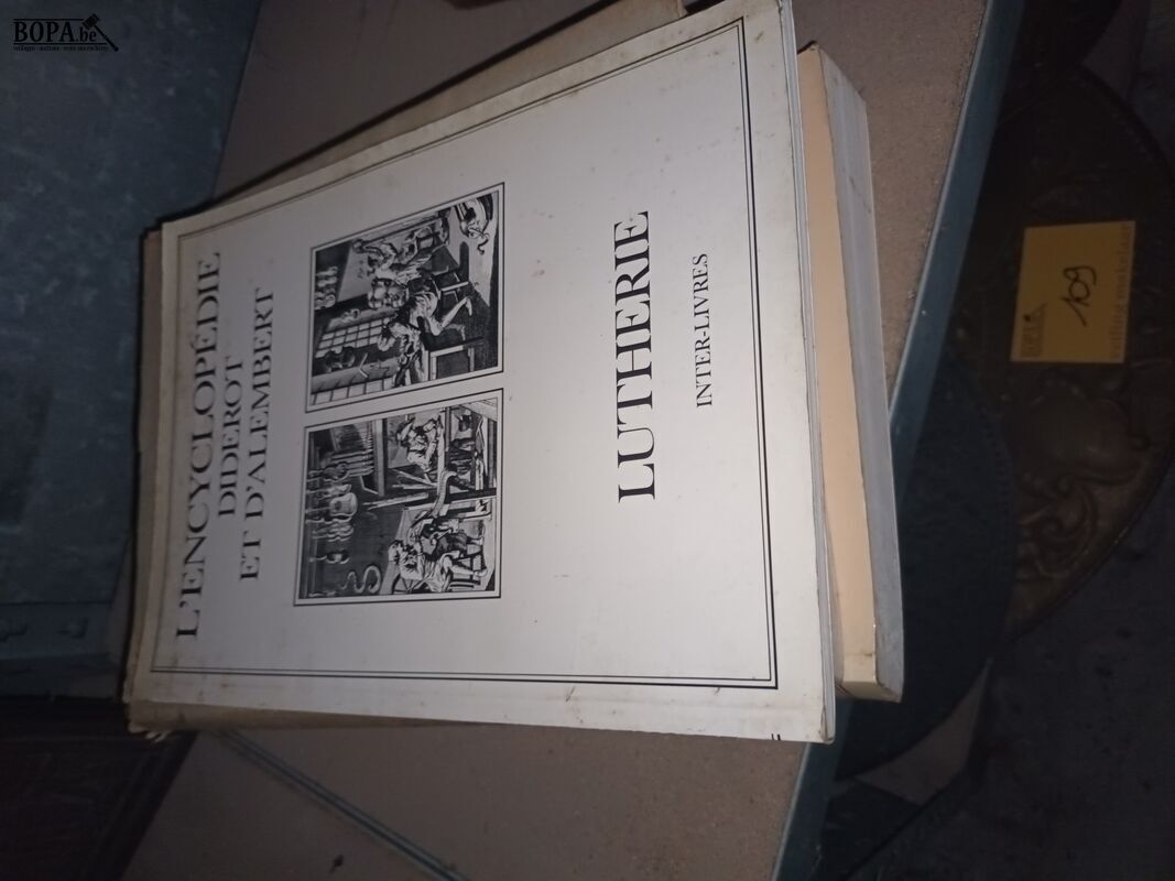 Oude boeken over meubels. 6 stuks – foto 7 – kavel bij BOPA Auctions, Ieper