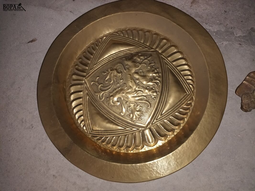 Koperen schalen en kapstok – foto 6 – kavel bij BOPA Auctions, Ieper