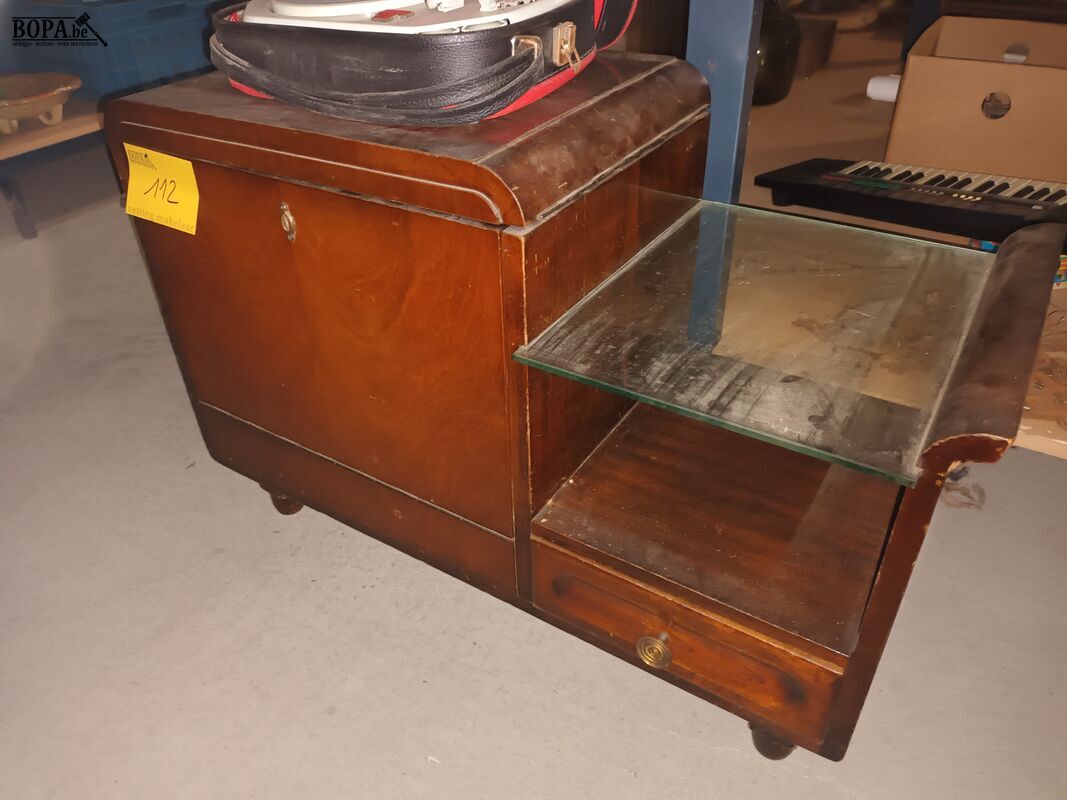 Art deco meubeltje – foto 2 – kavel bij BOPA Auctions, Ieper