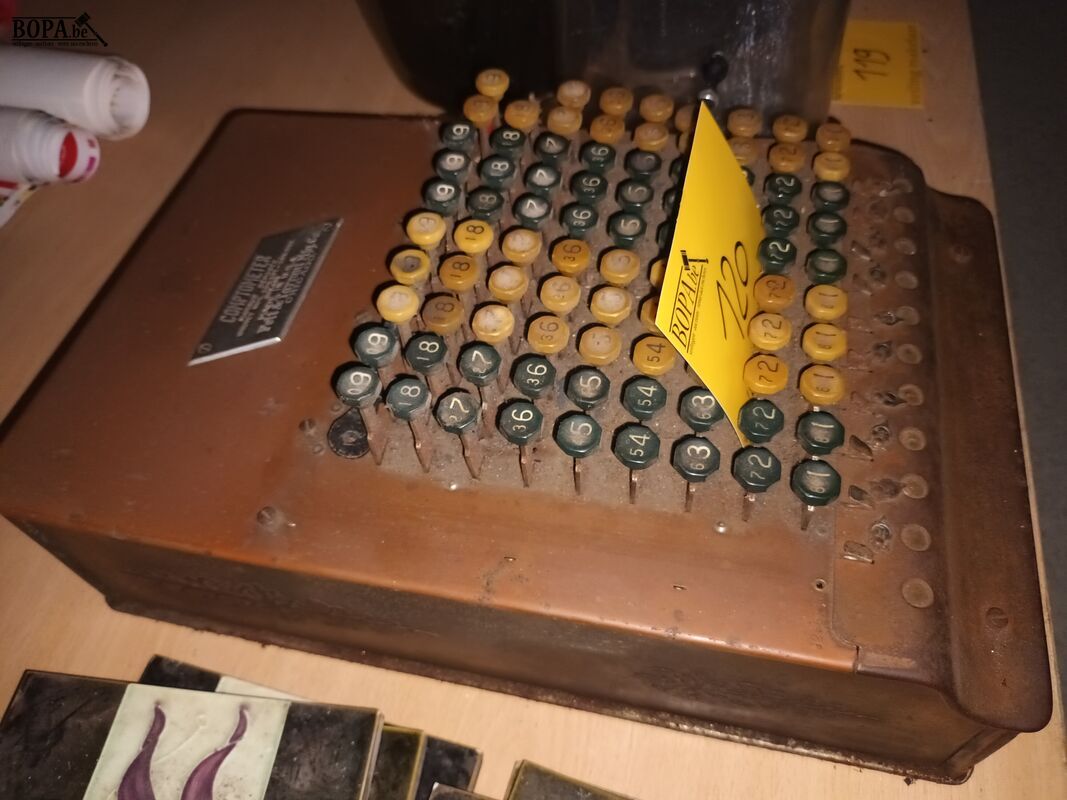 Antieke comptometer – foto 5 – kavel bij BOPA Auctions, Ieper