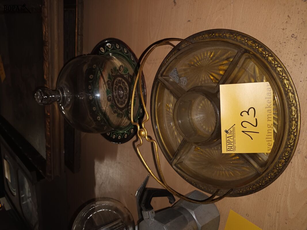 Serveerschaal en stolp – foto 2 – kavel bij BOPA Auctions, Ieper