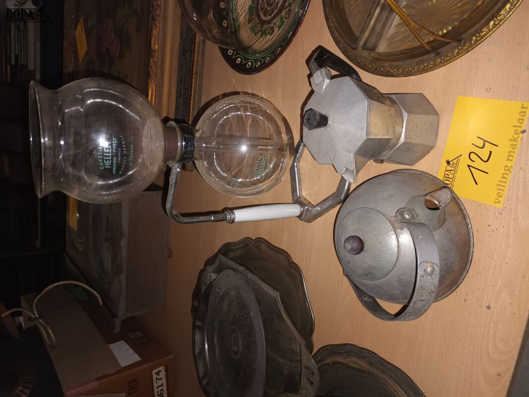 Waterketel en koffiezet. 3 stuks – foto 2 – kavel bij BOPA Auctions, Ieper