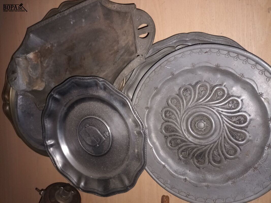Tinnen schalen. 11 stuks – foto 5 – kavel bij BOPA Auctions, Ieper