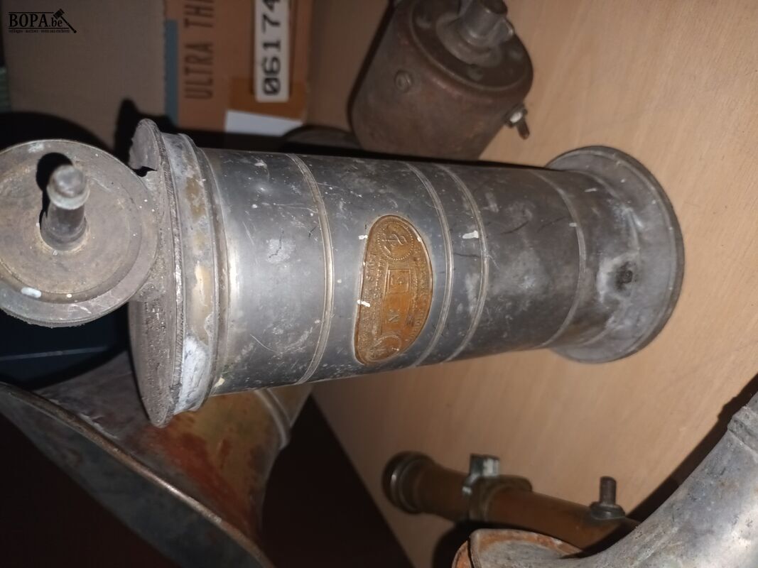 Diversen. 3 stuks – foto 4 – kavel bij BOPA Auctions, Ieper