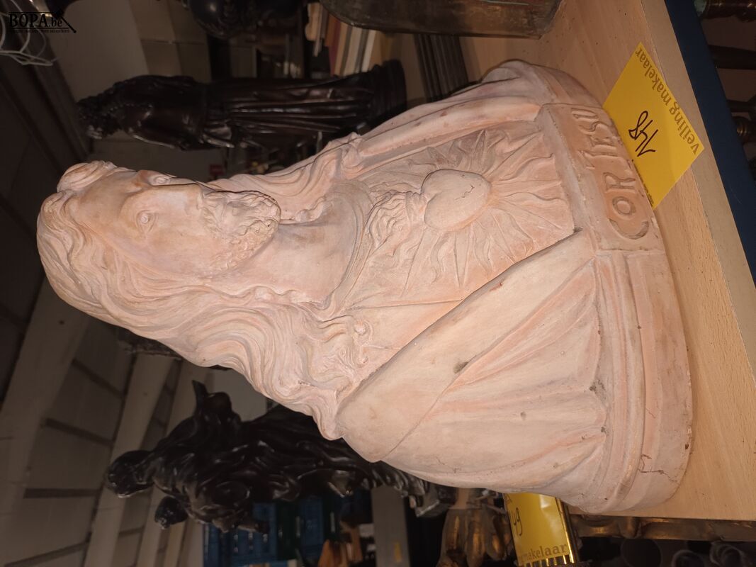 Christus bust in terracotta – foto 3 – kavel bij BOPA Auctions, Ieper