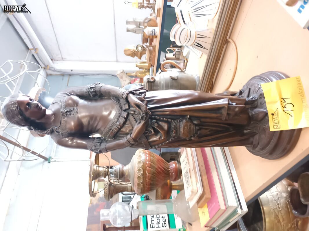 Beeld Marguerite – foto 2 – kavel bij BOPA Auctions, Ieper