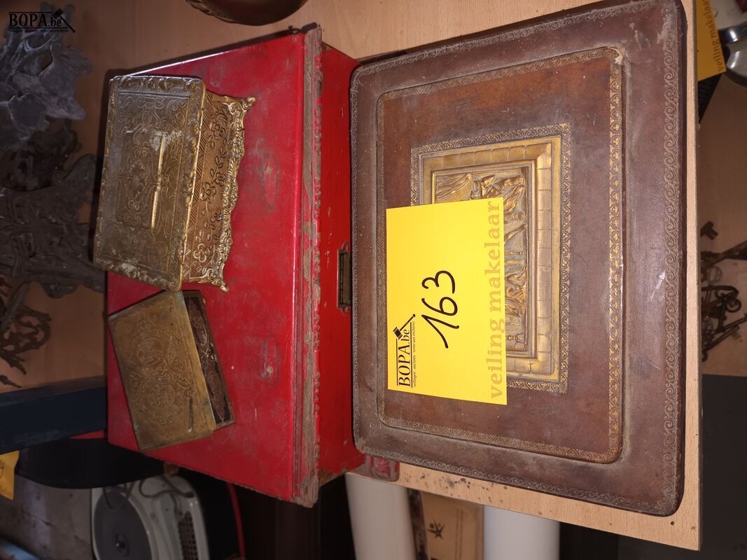 Oude kistjes. 4 stuks – foto 5 – kavel bij BOPA Auctions, Ieper