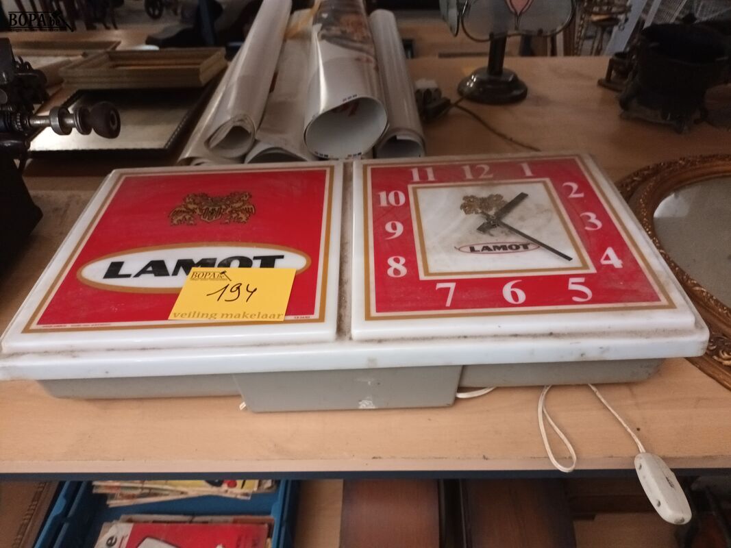 Lichtreclame met klok Lamot – foto 2 – kavel bij BOPA Auctions, Ieper