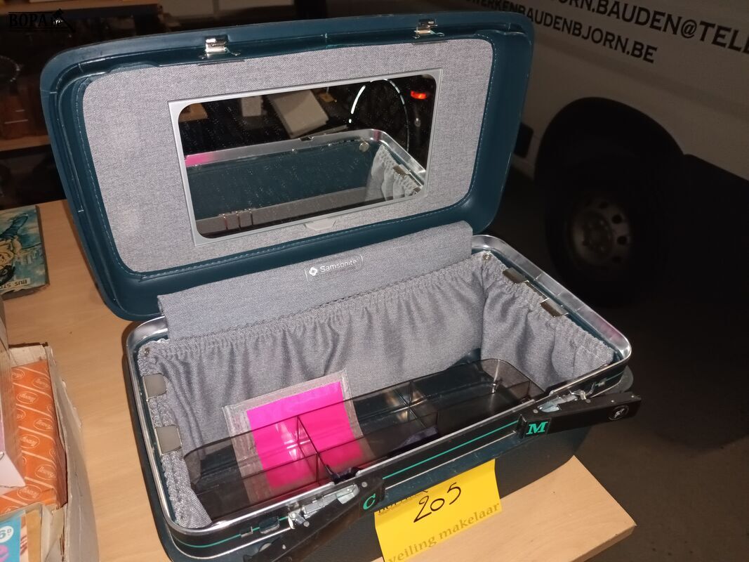Samsonite beauty case – foto 3 – kavel bij BOPA Auctions, Ieper