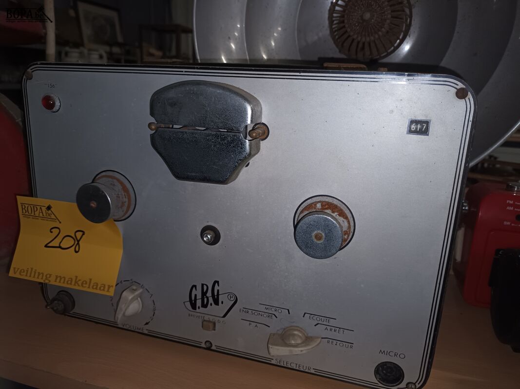 Opnametoestel en straalkachel – foto 3 – kavel bij BOPA Auctions, Ieper