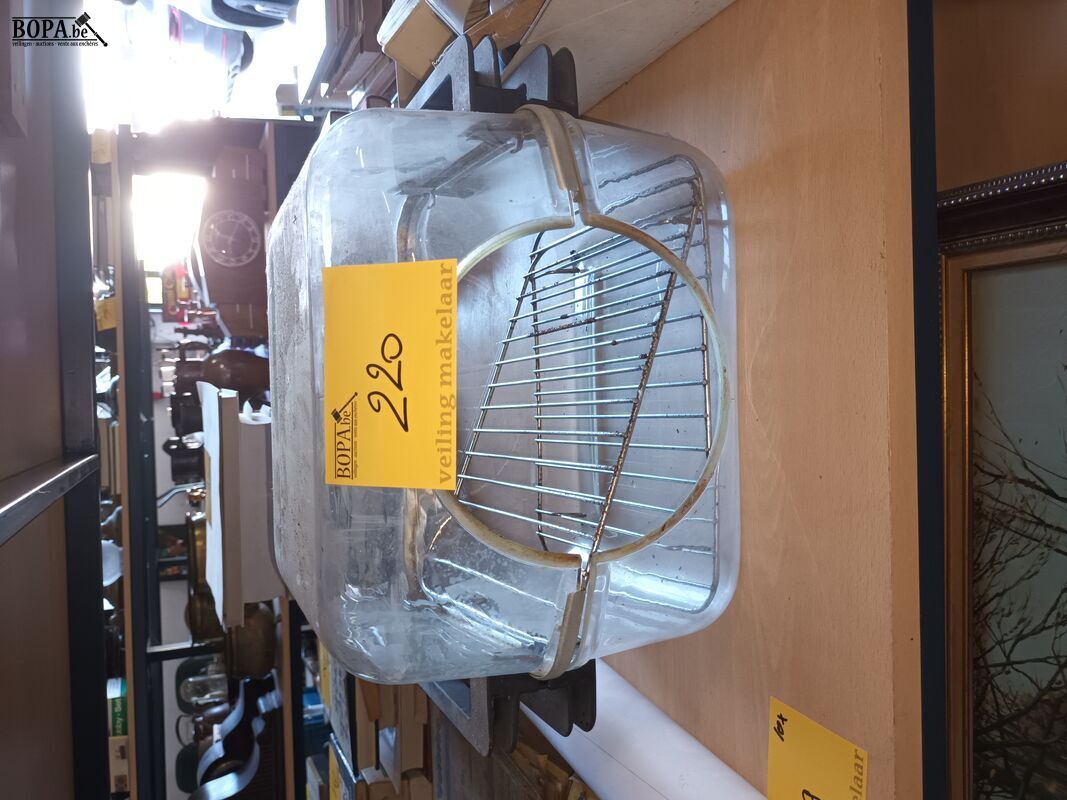 Voedsel vitrine – foto 3 – kavel bij BOPA Auctions, Ieper