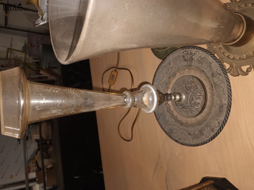 Art deco lamp en vazen. 3 stuks – foto 4 – kavel bij BOPA Auctions, Ieper