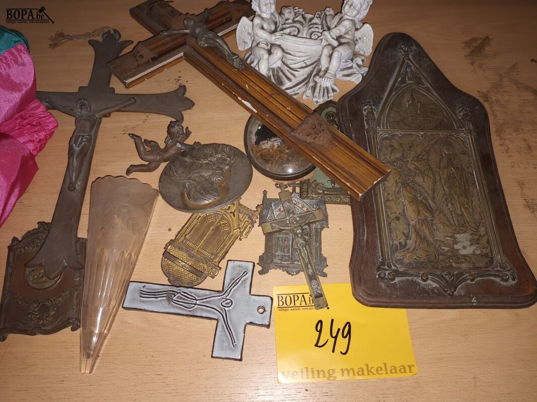 Lot devotie. 14 stuks – foto 2 – kavel bij BOPA Auctions, Ieper