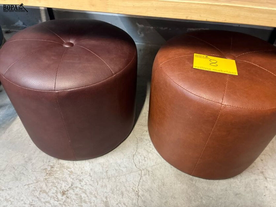 Poef - 2 stuks – foto 2 – kavel bij BOPA Auctions, Oekene