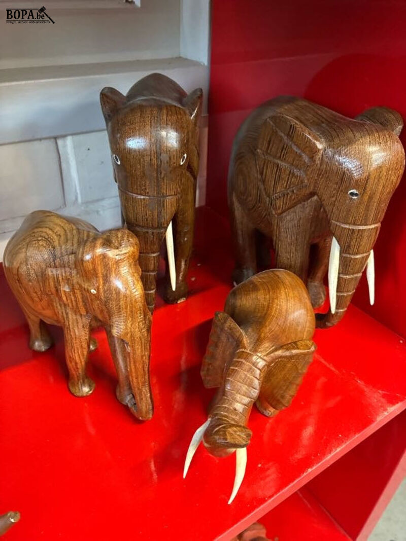 Vintage houten olifantenbeeldjes - 4 stuks – foto 2 – kavel bij BOPA Auctions, Oekene