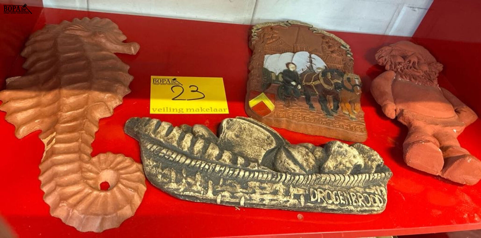Gebakken kleifiguren - 4 stuks – foto 2 – kavel bij BOPA Auctions, Oekene