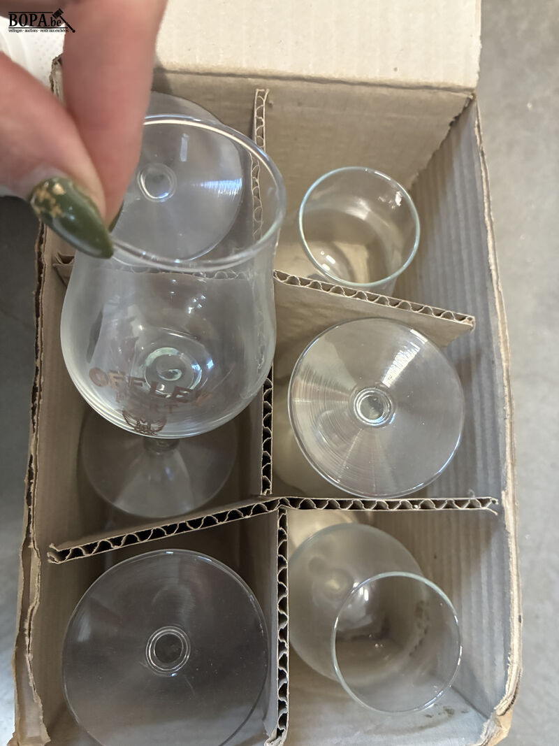 Lot bierglazen en portoglazen – foto 7 – kavel bij BOPA Auctions, Oekene