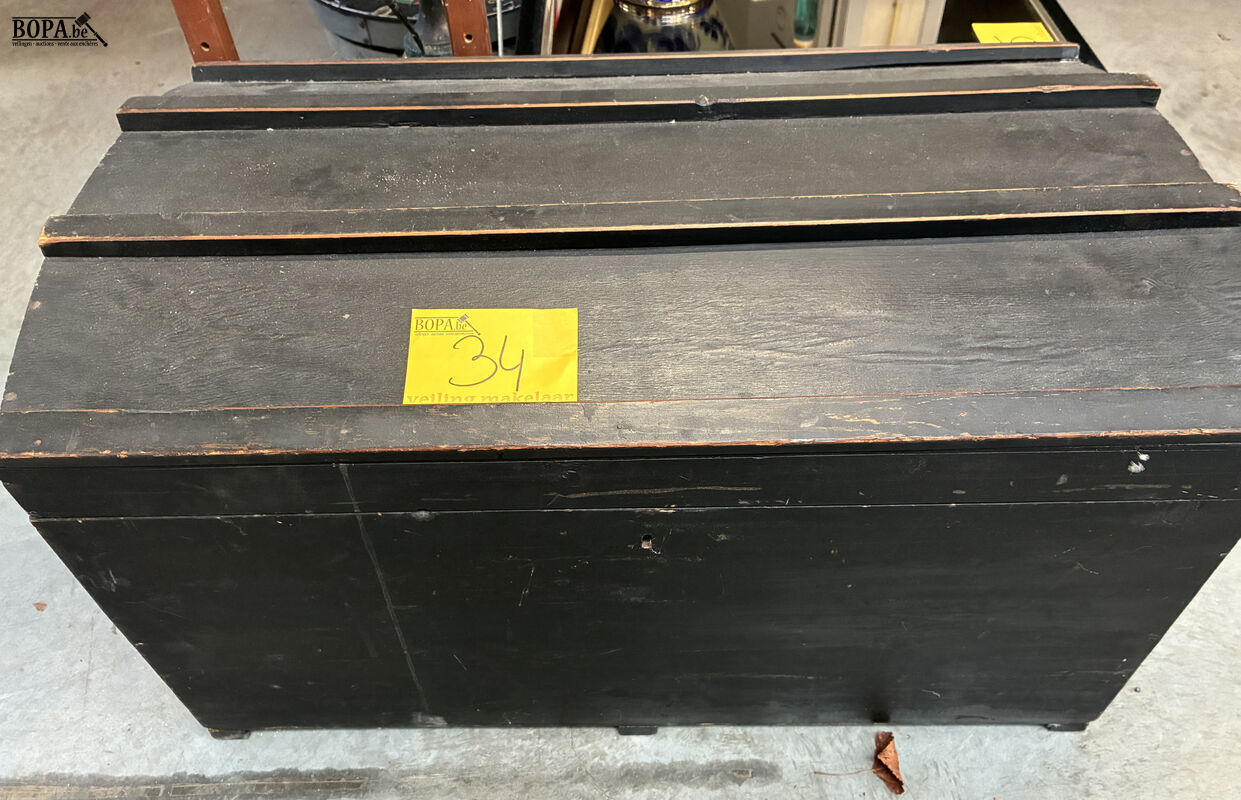 Grote houten opbergkoffer – foto 2 – kavel bij BOPA Auctions, Oekene