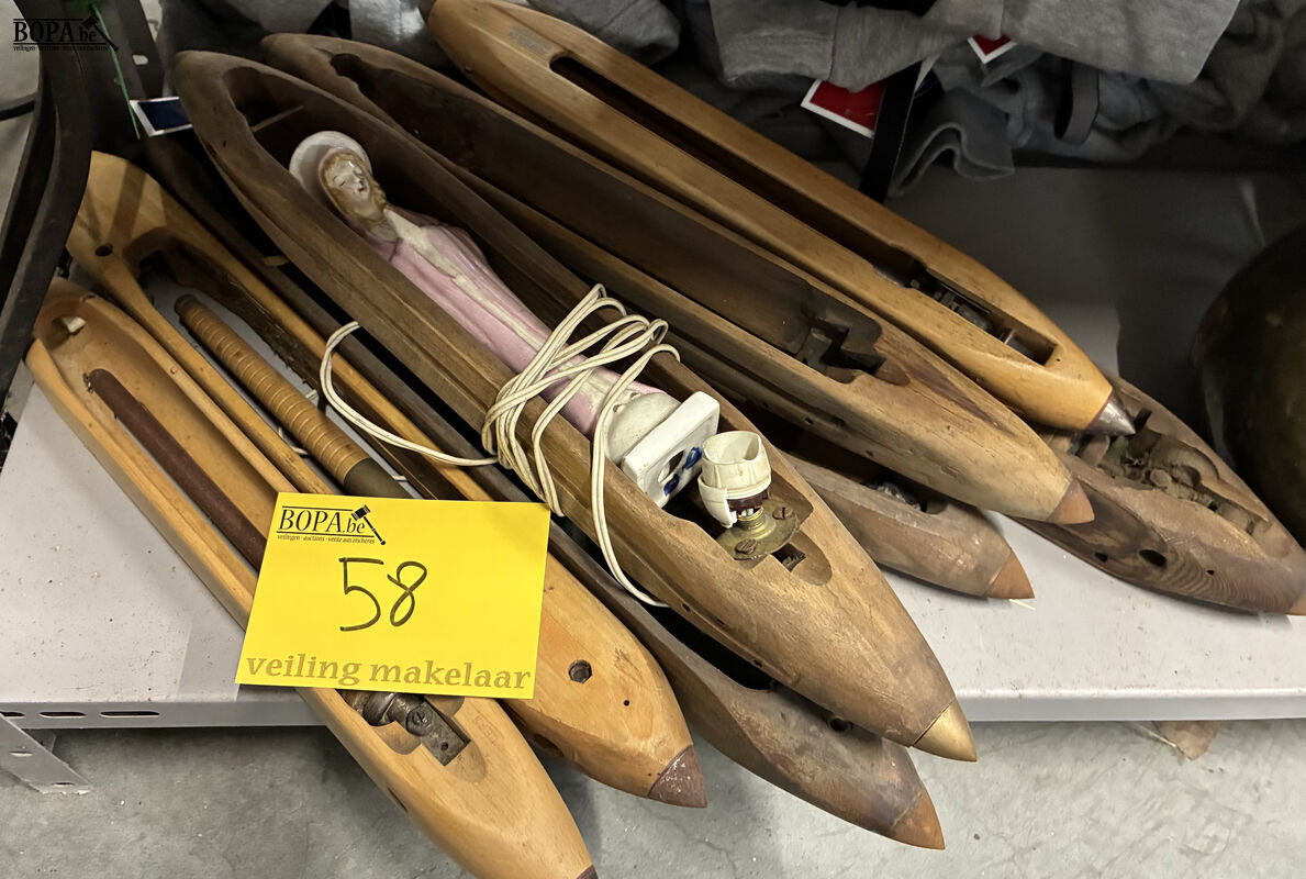 Antieke houten weefspoelen – foto 2 – kavel bij BOPA Auctions, Oekene