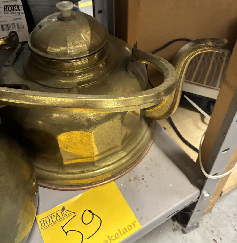 Antieke koperen pot en waterketel – foto 3 – kavel bij BOPA Auctions, Oekene