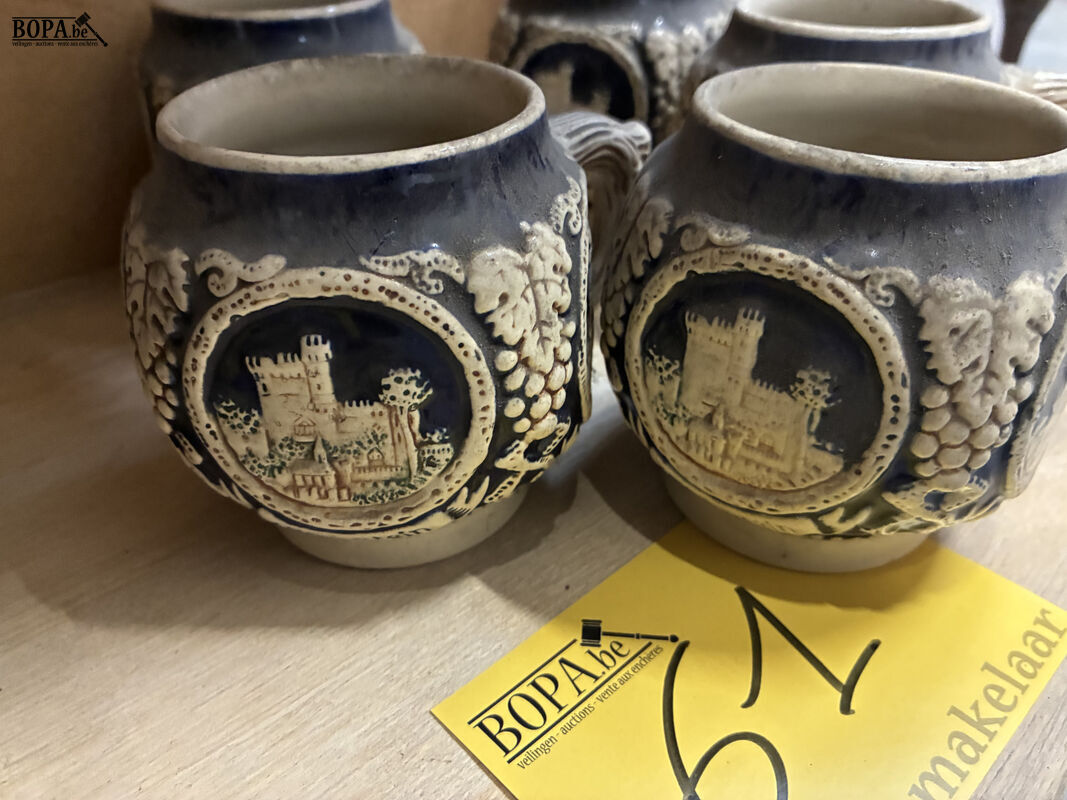 Vintage Duitse keramieken bekers – foto 3 – kavel bij BOPA Auctions, Oekene