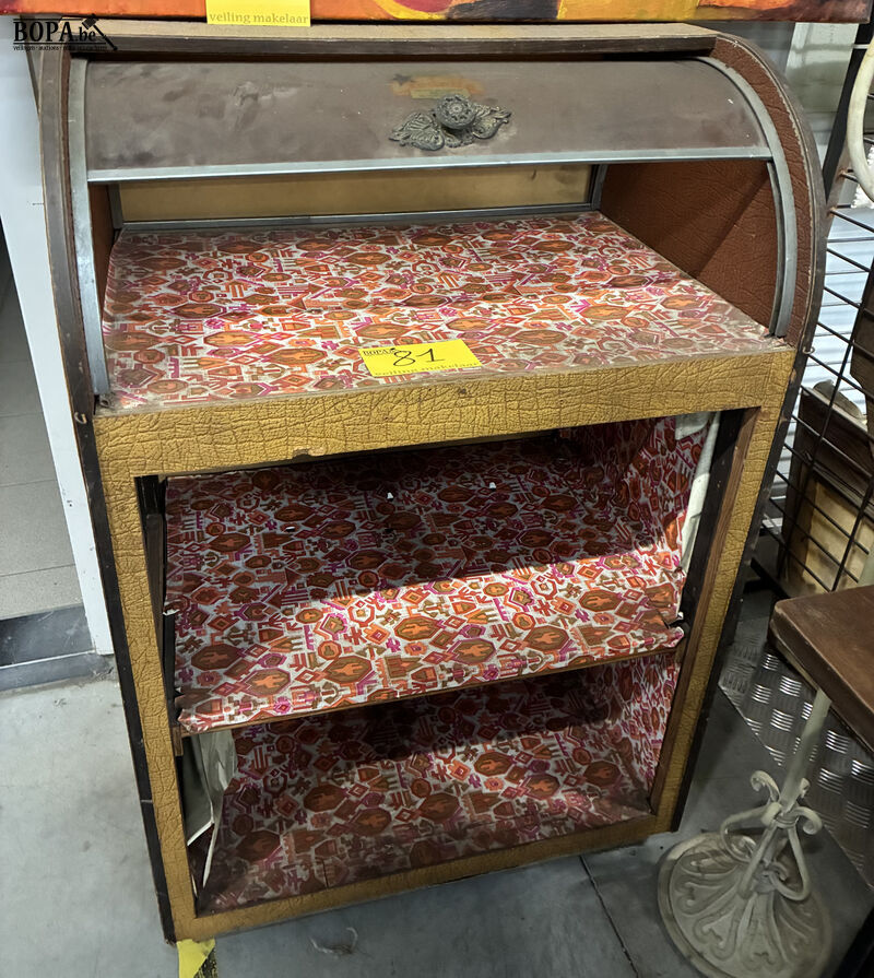 Vintage houten kast – foto 2 – kavel bij BOPA Auctions, Oekene
