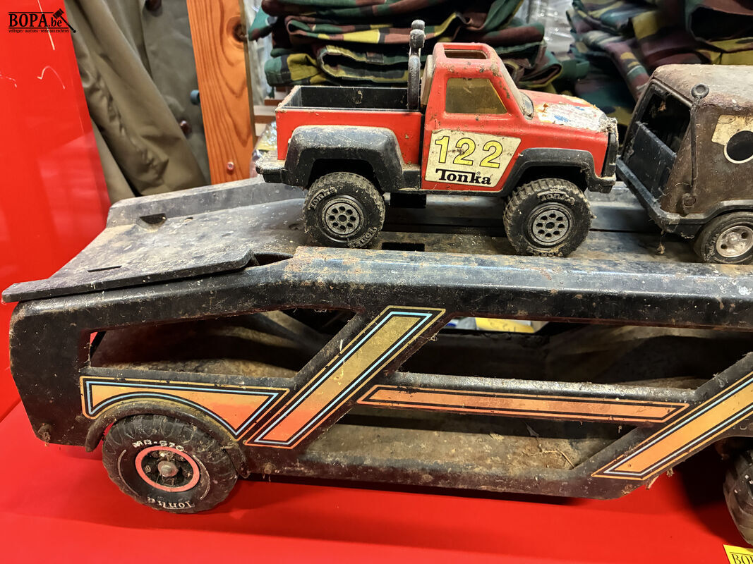 Vintage metalen Tonka autotransporter – foto 5 – kavel bij BOPA Auctions, Oekene