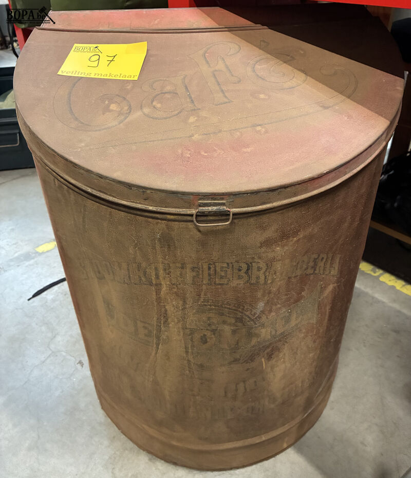 Antiek grote metalen opslagton – foto 2 – kavel bij BOPA Auctions, Oekene