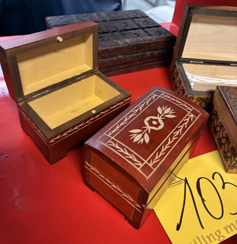 Vintage en antieke houten doosjes - 5 stuks – foto 4 – kavel bij BOPA Auctions, Oekene