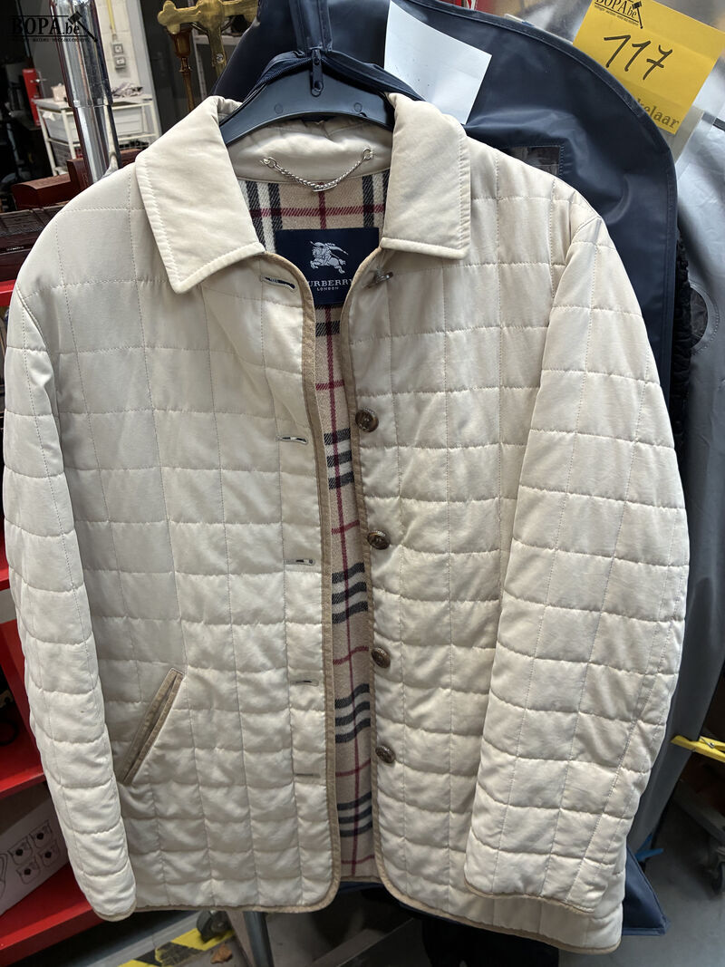 Vintage Burberry gewatteerde jack – foto 3 – kavel bij BOPA Auctions, Oekene