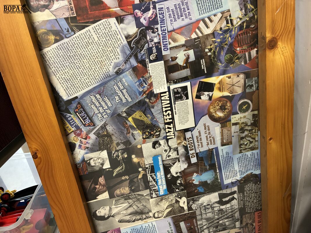 Grote houten wandlijst met collage blues/jazz – foto 4 – kavel bij BOPA Auctions, Oekene