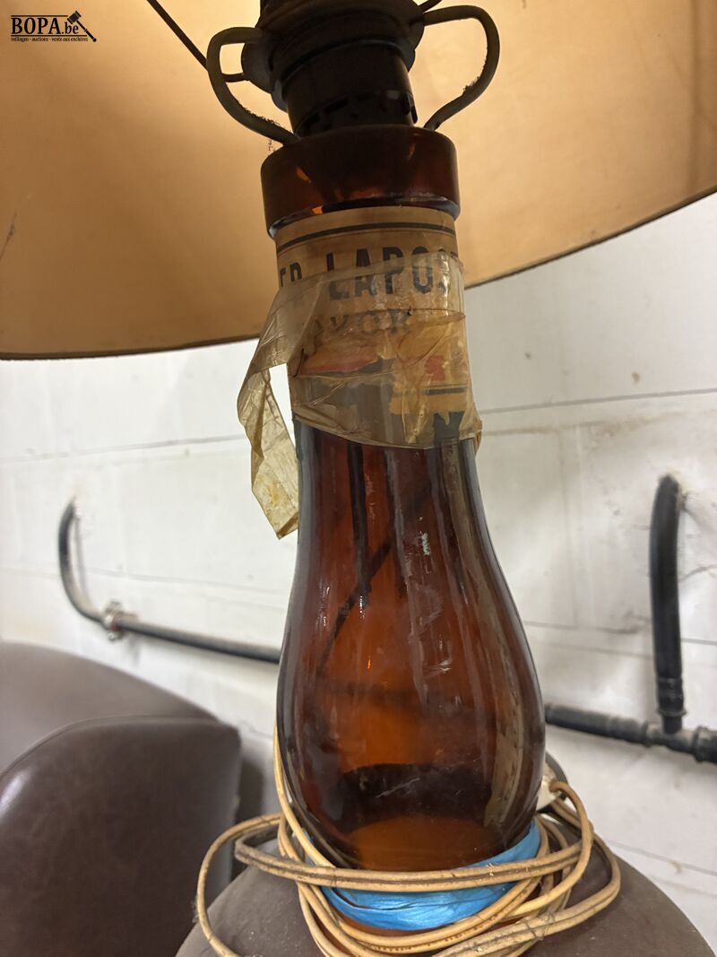 Retro fles Grand Marnier met lampenkap – foto 4 – kavel bij BOPA Auctions, Oekene