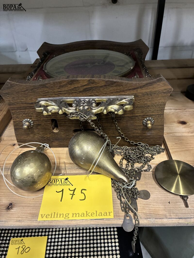 Wandklok met koperen gewichten – foto 3 – kavel bij BOPA Auctions, Oekene