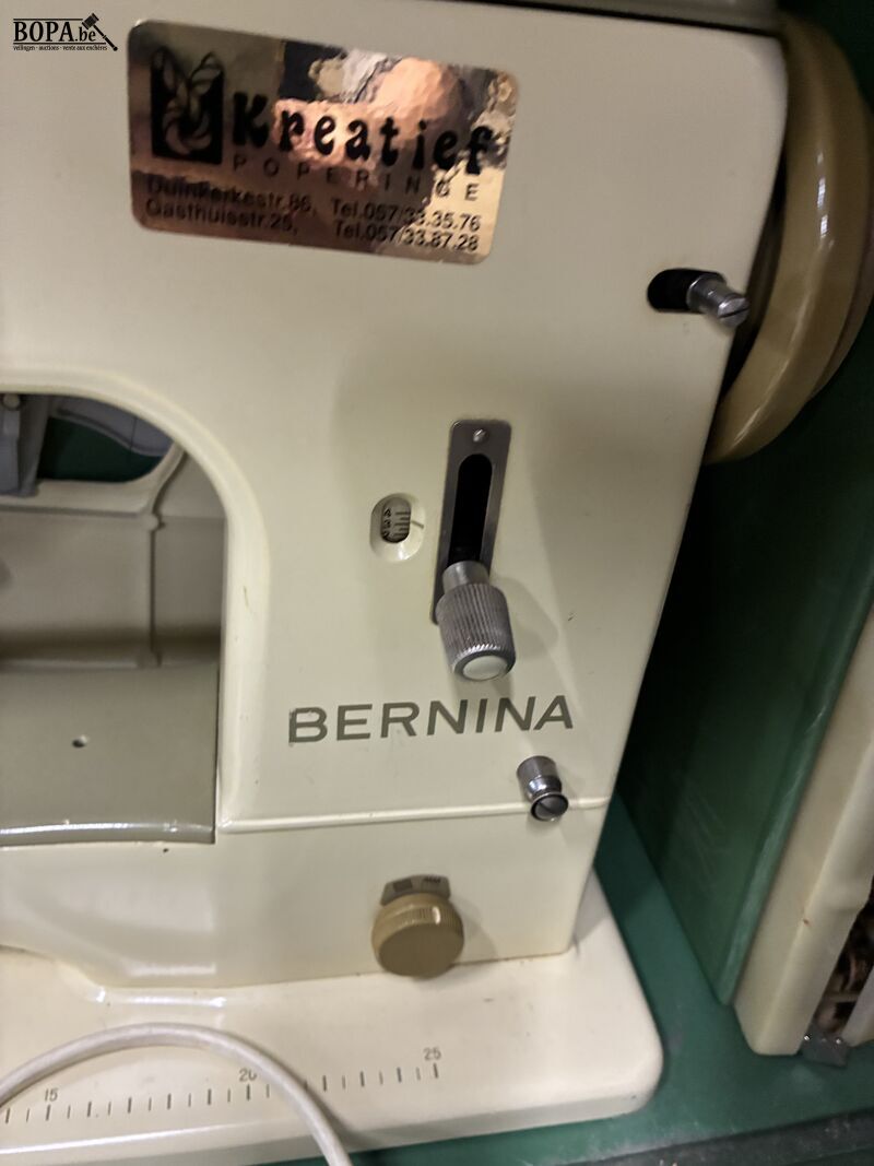 Retro naaimachine Bernina – foto 3 – kavel bij BOPA Auctions, Oekene