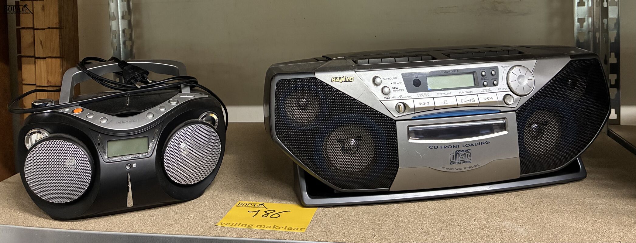 Radio's Konig en Sanyo - 2 stuks – foto 2 – kavel bij BOPA Auctions, Oekene