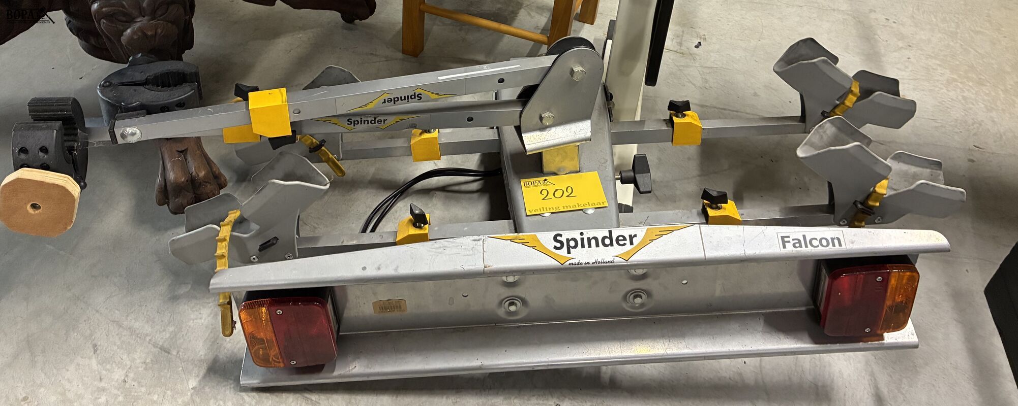 Spinder fietsdrager voor 2 fietsen – foto 2 – kavel bij BOPA Auctions, Oekene