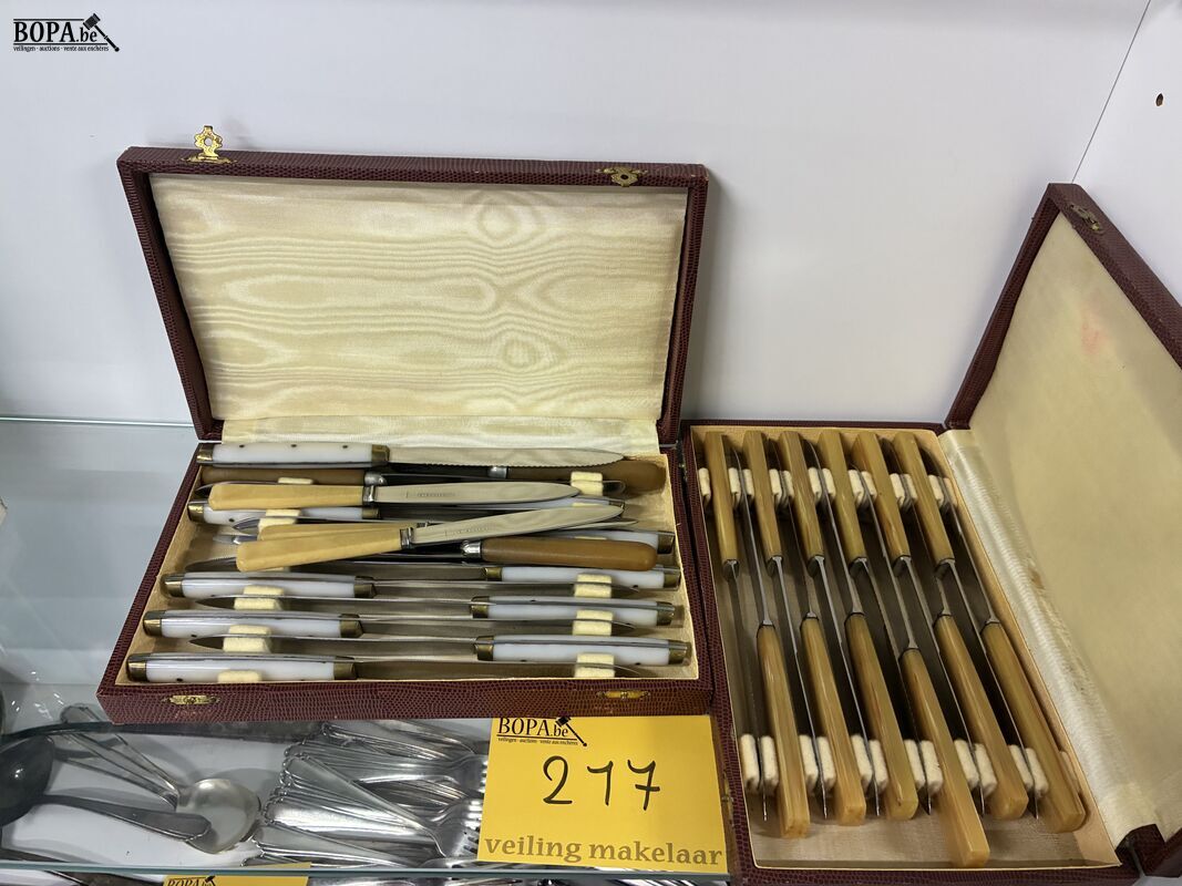 Messensets - 2 stuks – foto 2 – kavel bij BOPA Auctions, Oekene