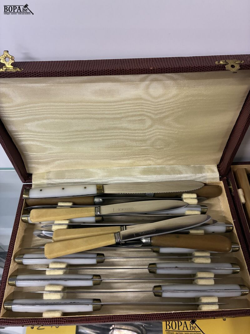 Messensets - 2 stuks – foto 3 – kavel bij BOPA Auctions, Oekene