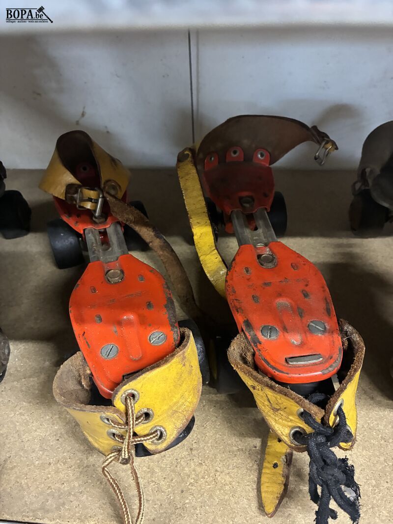 Retro rolschaatsen - 6 stuks – foto 4 – kavel bij BOPA Auctions, Oekene
