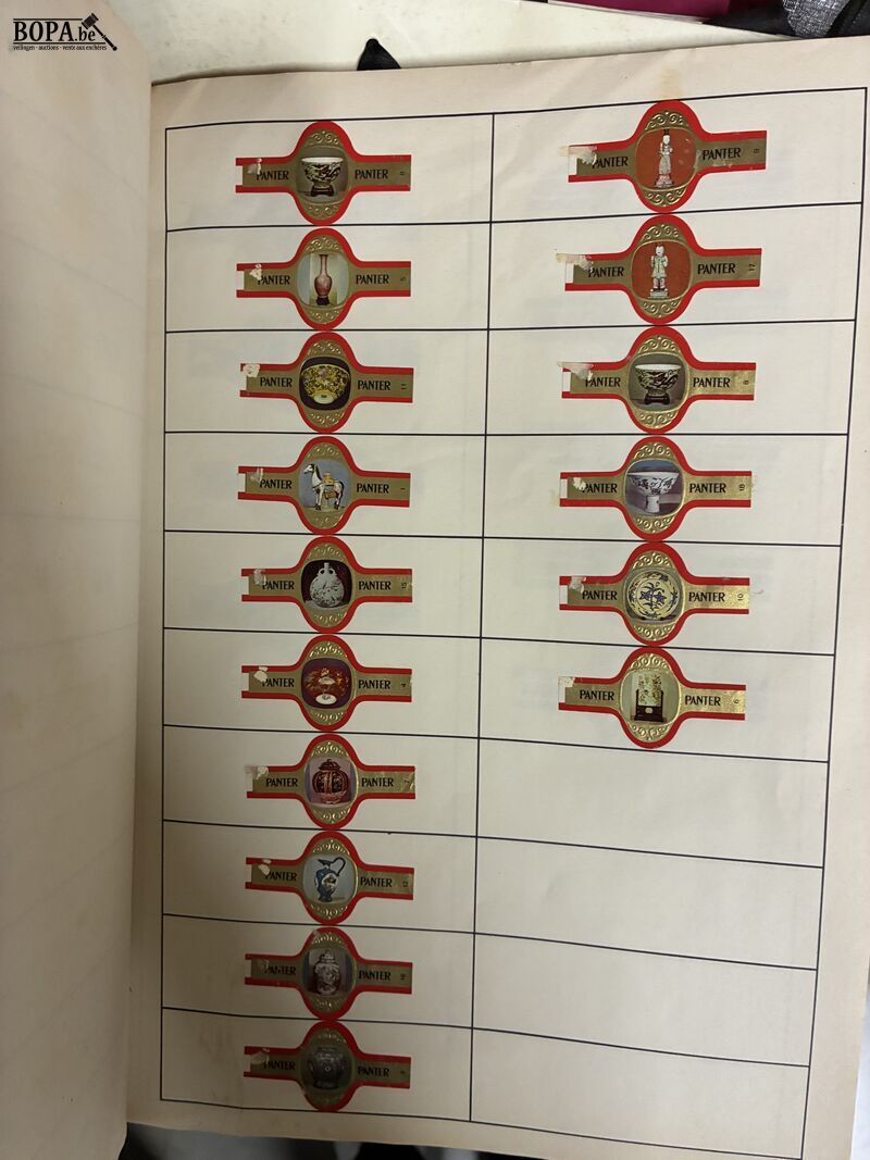 Lot geschenkverpakkingen + plakboek sigarenbandjes – foto 5 – kavel bij BOPA Auctions, Oekene