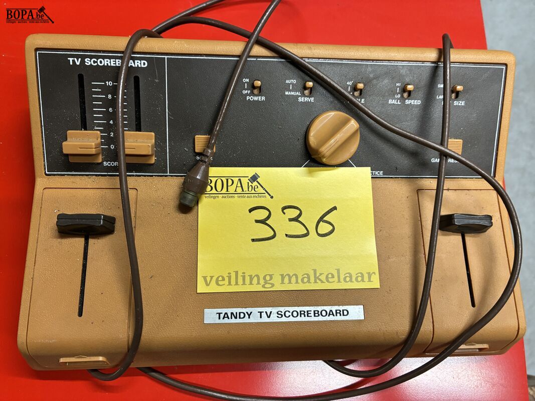 Tandy TV Scoreboard – foto 2 – kavel bij BOPA Auctions, Oekene