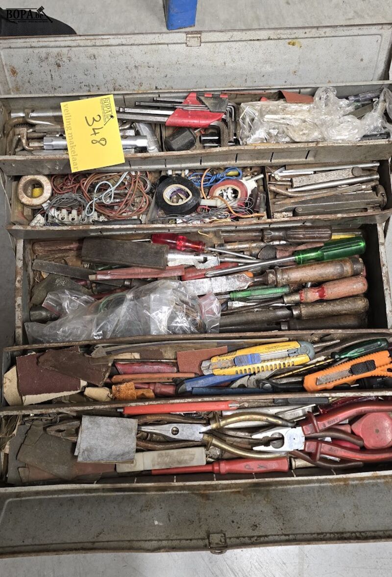 Metalen gereedschapskoffer met inhoud – foto 3 – kavel bij BOPA Auctions, Oekene